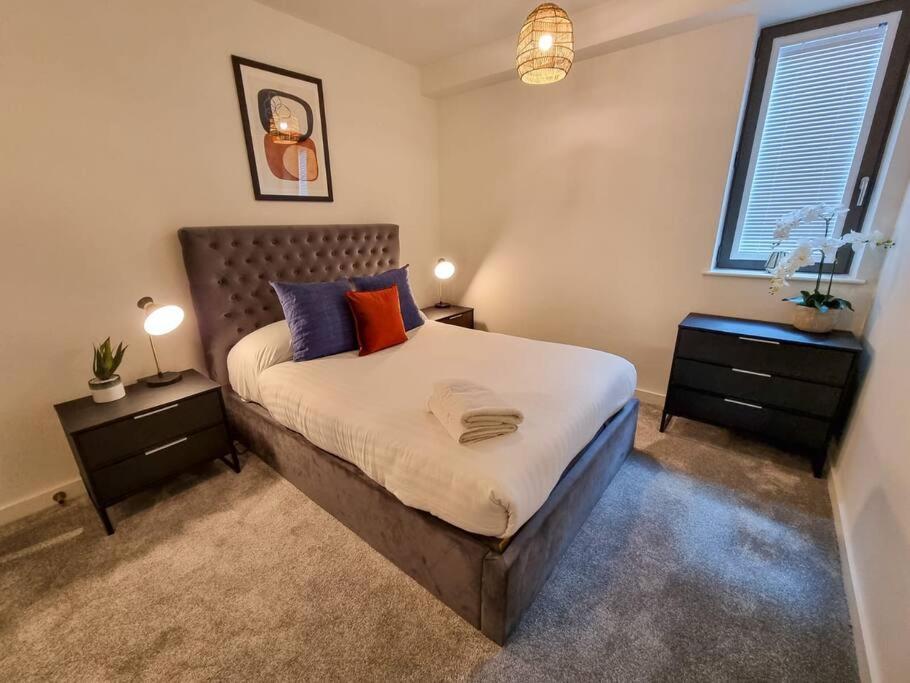 Luxury City Centre Townhouse With Parking Manchester Exterior foto